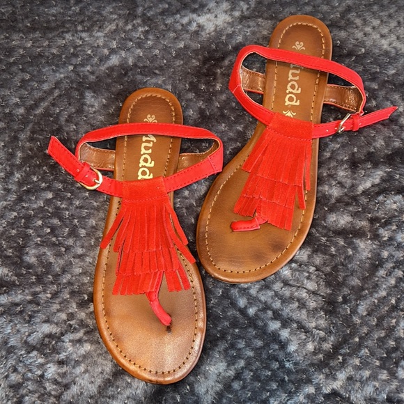 Sandals - Picture 2 of 6